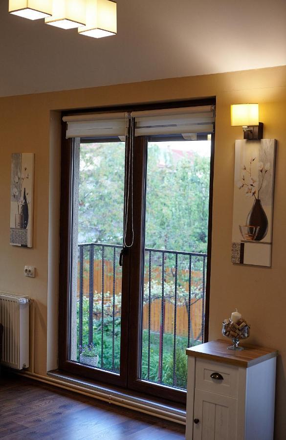 Apartament Rozelor Braşov Exterior foto